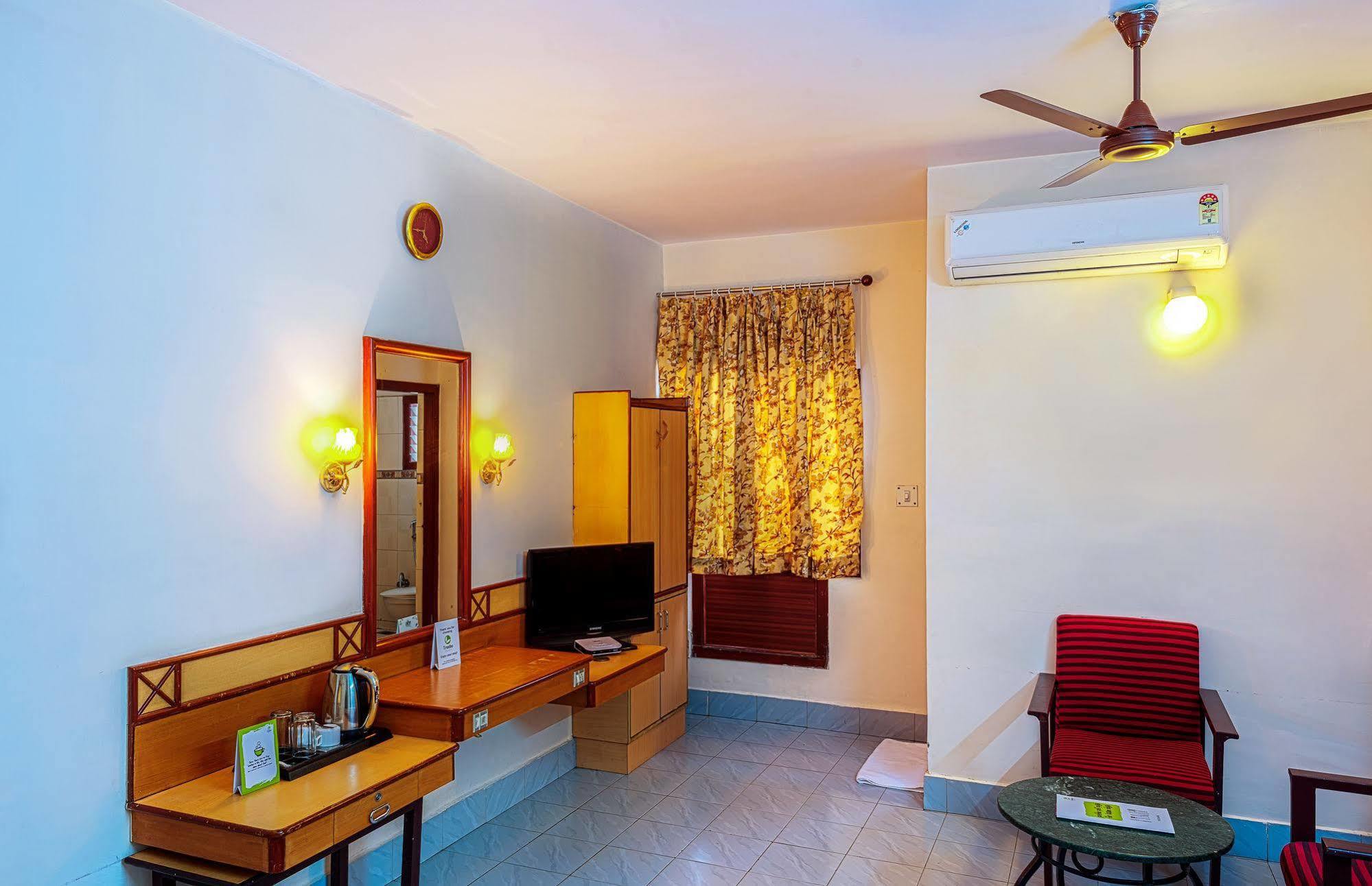 Hotel Saaket Residency Visakhapatnam Exterior foto