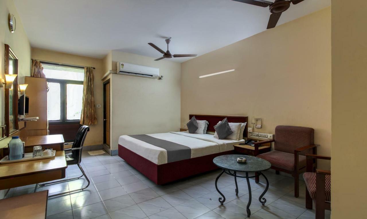 Hotel Saaket Residency Visakhapatnam Exterior foto